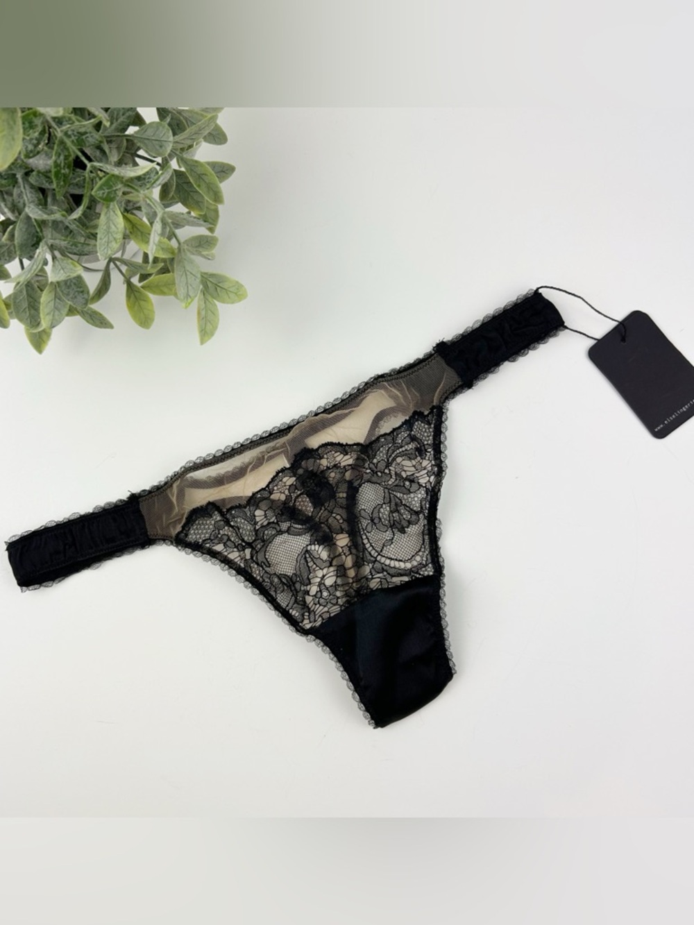 Else Intimates Silk Lace Thong Women's Size Large in Black